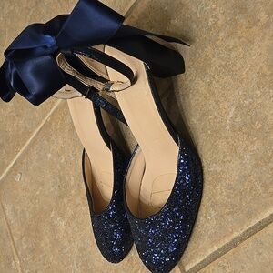 GLITTER AND BOWS ! Ankle Strap Block Heels
